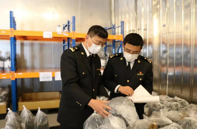 <a href='http://m.hrgnw.cn' title='危險品運輸' >危險品運輸</a>